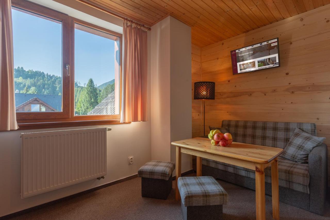 Apartmany A Studia Villa Flora Ліптовска-Сілніца Екстер'єр фото