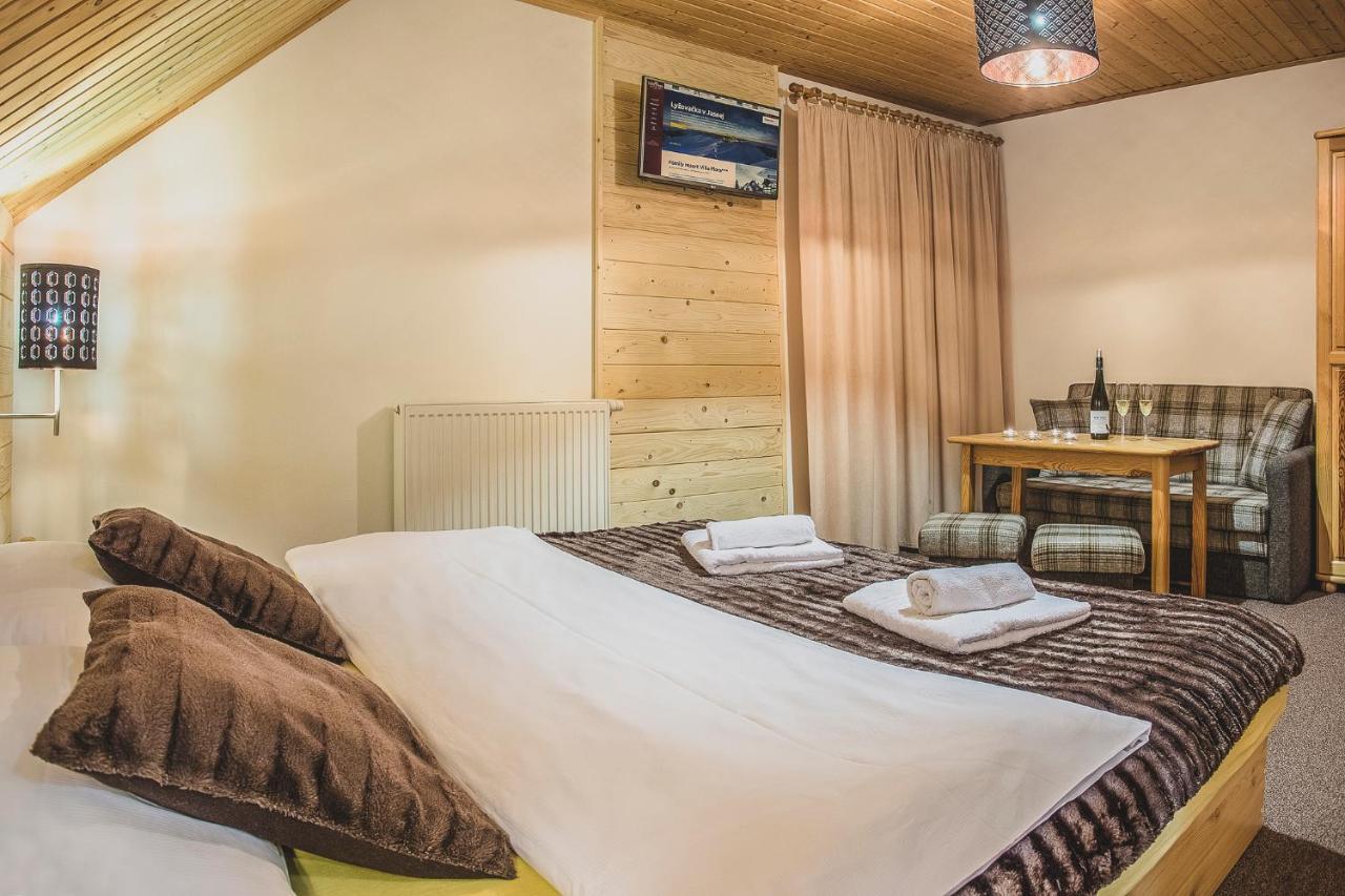 Apartmany A Studia Villa Flora Ліптовска-Сілніца Екстер'єр фото