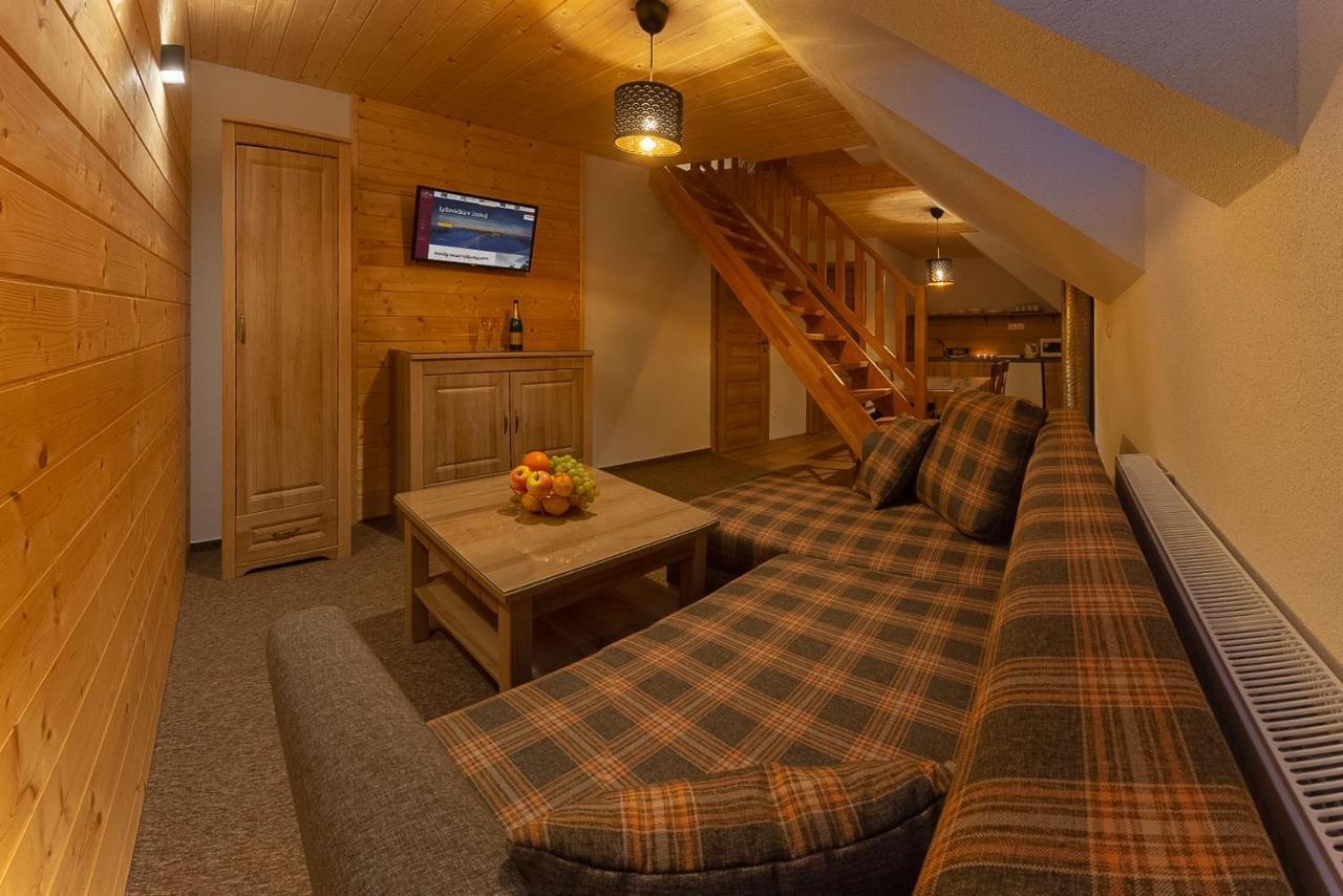 Apartmany A Studia Villa Flora Ліптовска-Сілніца Екстер'єр фото