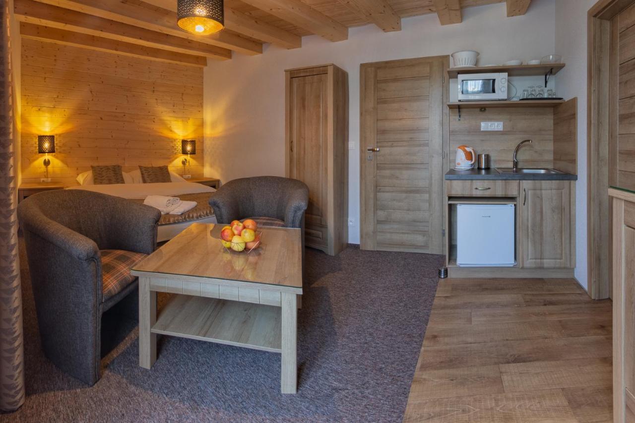 Apartmany A Studia Villa Flora Ліптовска-Сілніца Екстер'єр фото